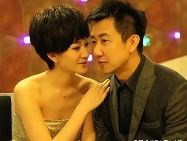 "自带苦相"的5位女星,五官凑在一起,越看越丧,真亏