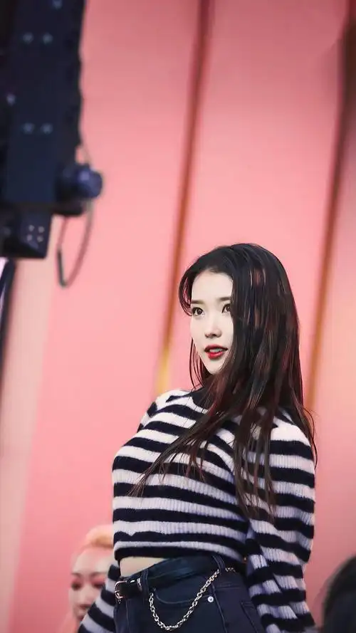 iu | celebrity cr:边五爷