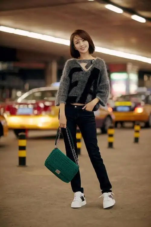 16:12:14佟丽娅明星街拍那年冬天起疯了同采自www