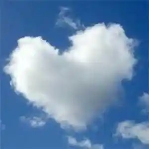 心形天空云朵头像