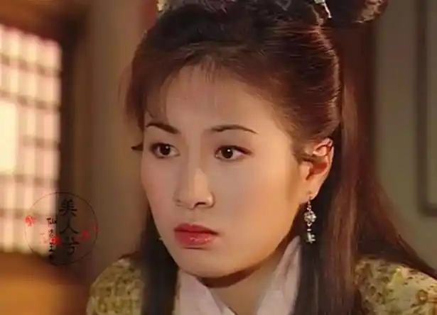 演员叶璇:13岁开始独立,继母年龄只大我十岁,风光背后满是泪水|霍建华