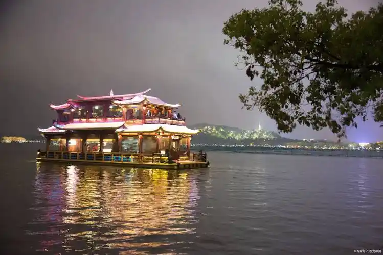 杭州冬季七日跟团品质游攻略!_day_前往_西湖