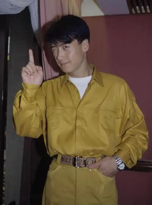 黎明到底有多白淡颜系美男旧照曝光他说女儿颜值平凡