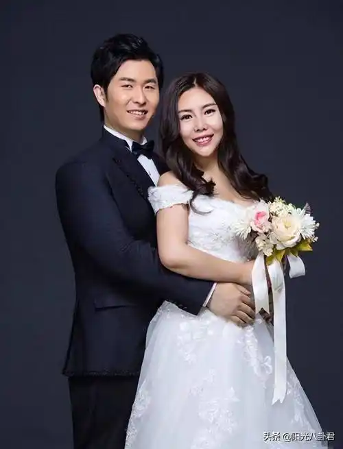 超女窘况:卑微求上浪姐,相亲求十周嫁出去,拖欠水军工资_何洁_安又琪