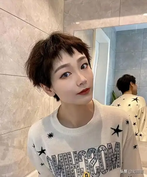 种最火短发送给大家(短发图片女2020最新款发型)"