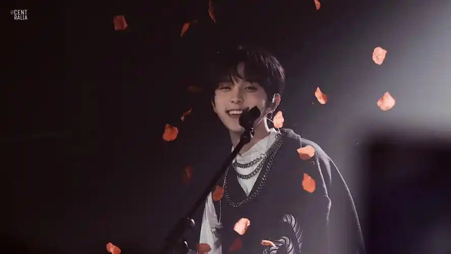 张星特会唱82特特的第一场巡演