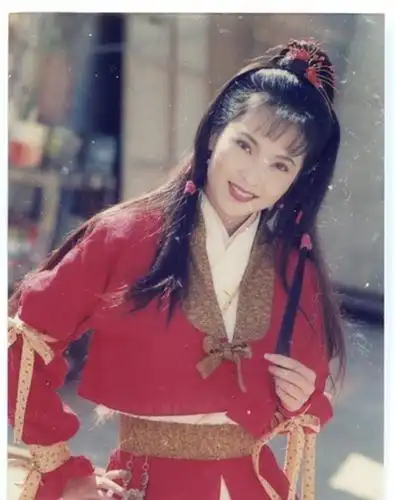 95版《神雕侠侣》,如今郭襄优雅老去,而郭芙如今颜值仍在线