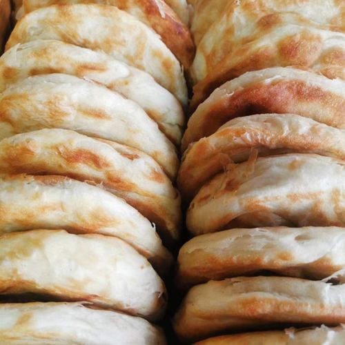 山东特产泰山油酥火烧五香烧饼手工老面椒盐咸味单个110克左右