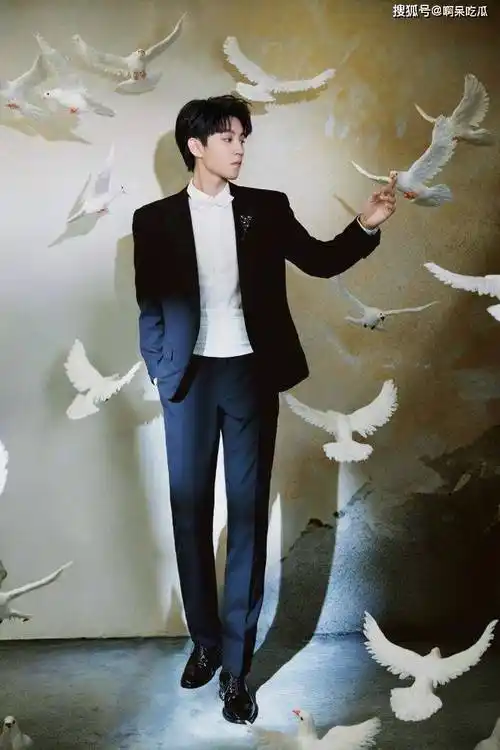 《盗火者》导演:徐展雄 主演:王源,张雪迎,梁靖康,李晨,印小天