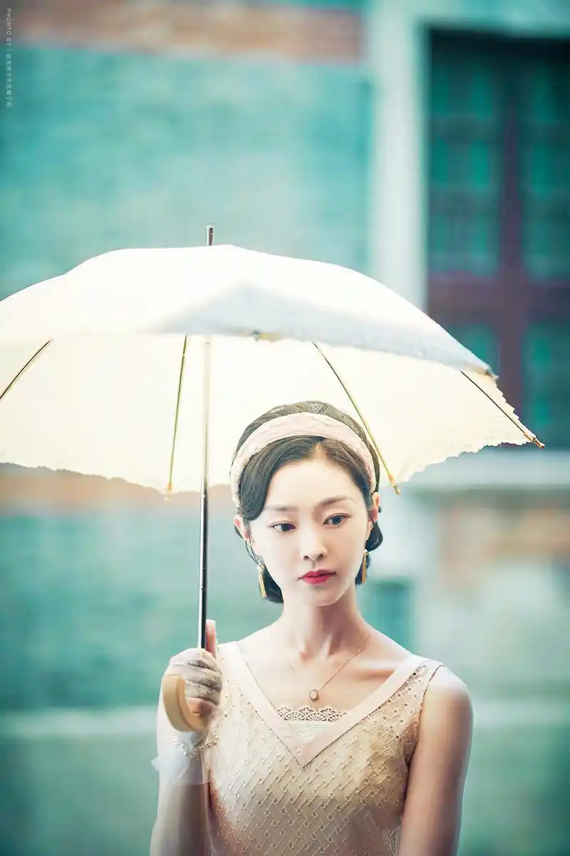 有一种"古典美人" 叫宋轶穿旗袍!