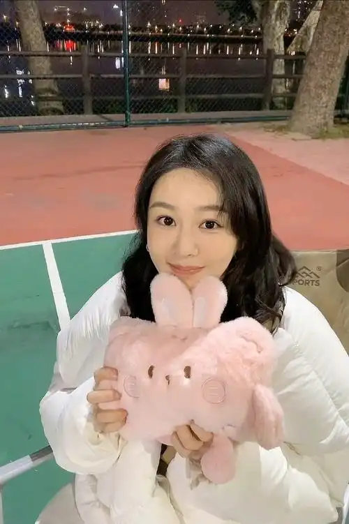 杨紫晒live随拍##杨紫晒怼脸live随拍