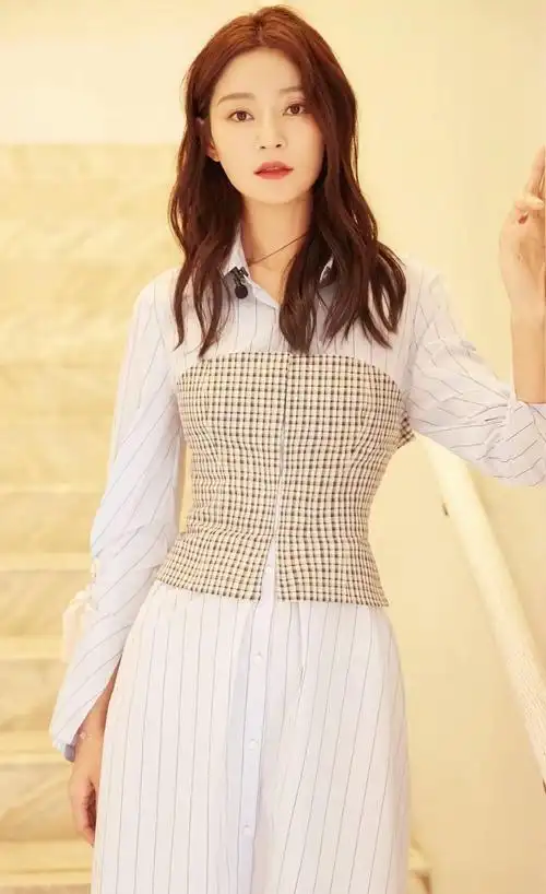 王媛可高清淡雅写真,美艳动人!__财经头条