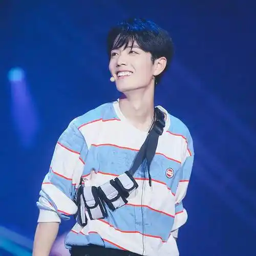 肖战同款衣服秋季薄款ins卫衣蓝色条纹长袖t恤男女学生情侣上衣 肖战