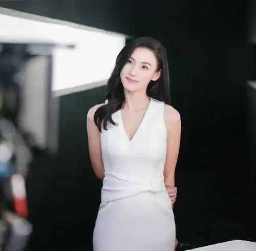 香港著名影星张柏芝为雅肽国际旗下产品代言