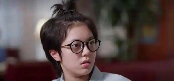 郭俊辰也是一个宝藏男孩,不但清秀帅气,一对招风耳也是很惹人爱,他就