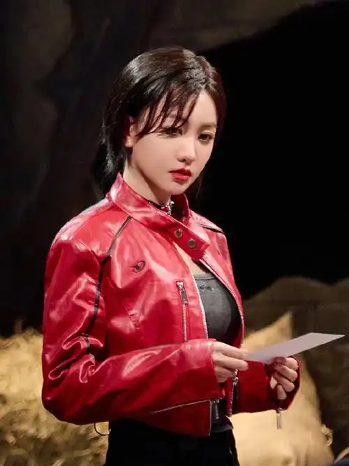 杨蓉短发好a好姬!第一眼我直接梦回美人为馅谁懂!