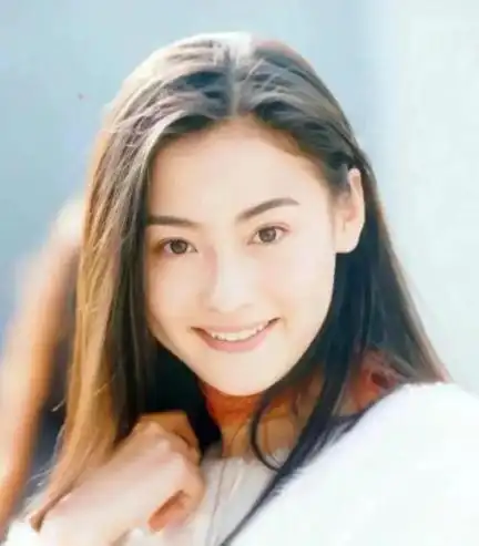 张柏芝:曾被誉为张曼玉接班人,为何落到现在如此尴尬境地