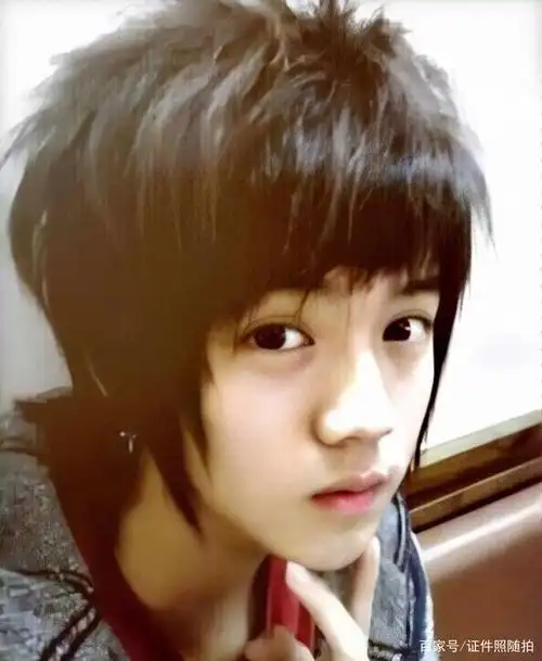 非主流杀马特红极一时,照片早已不是当初照相馆里活生生的样子了