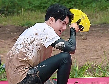 奔跑吧泥潭之战曾舜晞脱口而出一句话暴露嘉宾背后辛酸