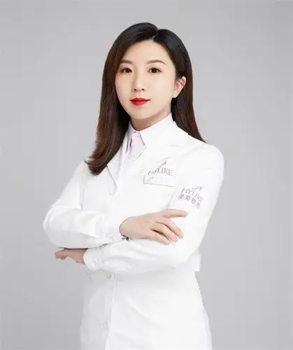 郭金月医生科普:皮肤敏感的人可以做光子嫩肤吗?