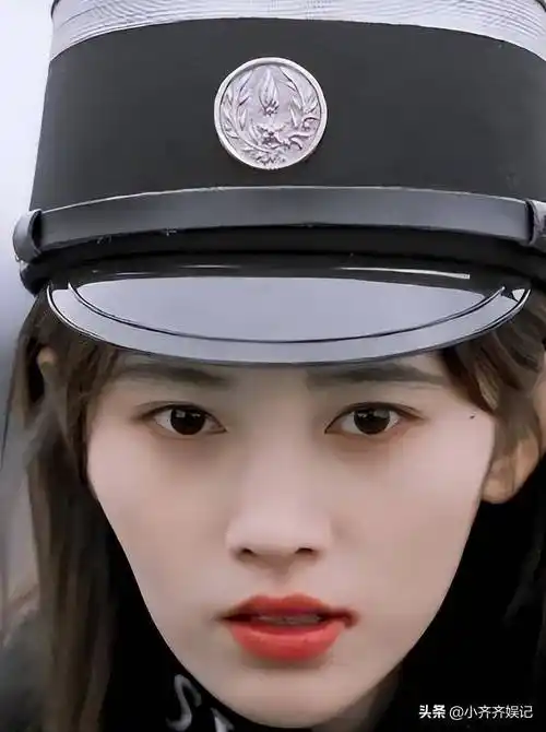 同样演"军中花",把林青霞殷桃和周冬雨刘涛放在一起