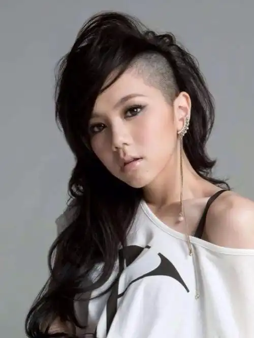 男生最讨厌女生留的7款发型再好看也不留