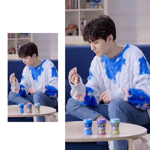 王俊凯张云雷同款毛衣女宽松外穿2021秋冬新款软奶蓝色套头针织衫