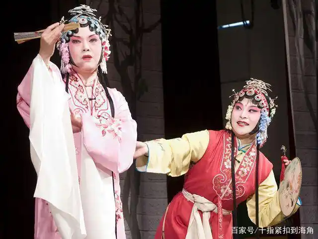 元杂剧是瓦肆勾栏中诞生的经典,是在宋金杂剧基础上的融合艺术