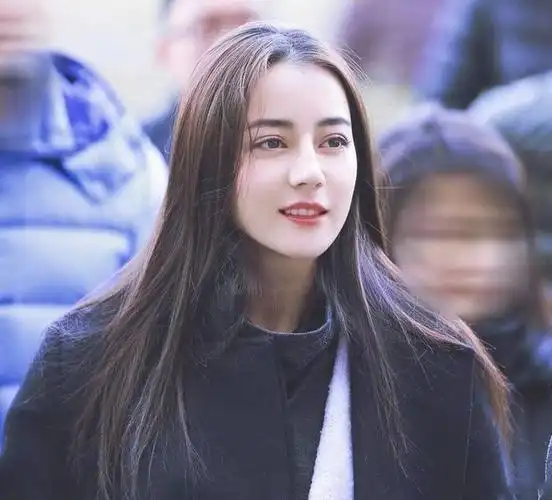 迪丽热巴10年前旧照曝光原来非主流也能这么美