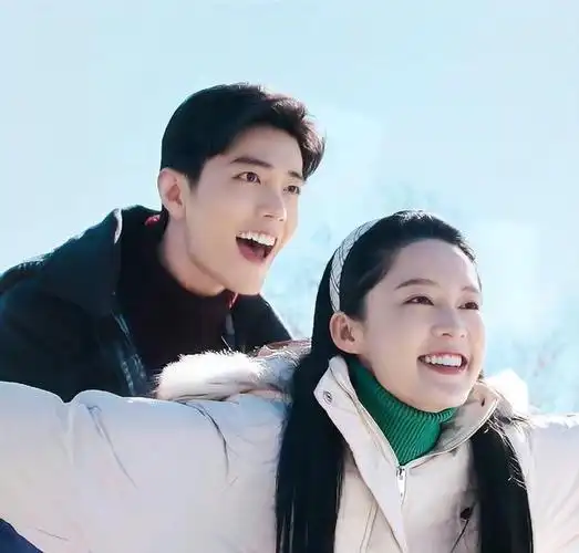 何冰没说错,不拍戏就"消失"的李沁,已走上女演员的另一条大道