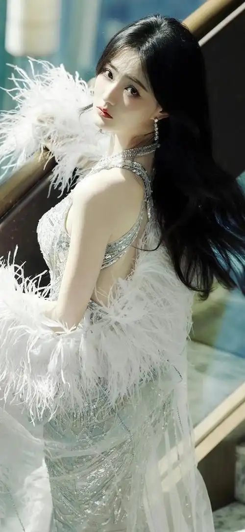 美人图|徐璐:这身材深藏不露啊,之前真是小看她了