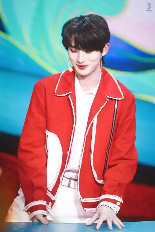 丁程鑫接招吧前辈