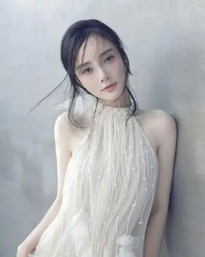 马伊琍回应娱乐圈事件:娱乐圈很光明正大,网友:说这话不怕打脸