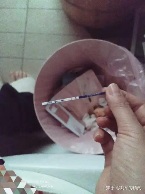 看到验孕试纸的两条杠,真实的第一感觉是怎样?