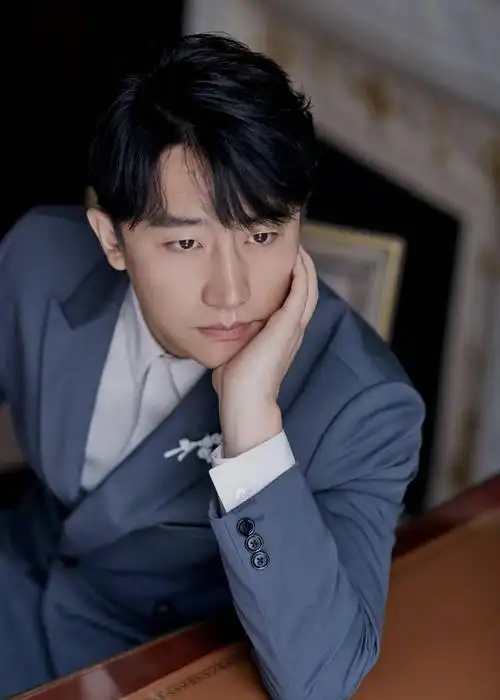 对话|原声版《山海情》化身基层干部,黄轩直言"当家难"