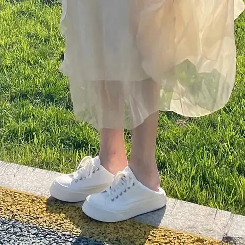 全网推的奶白帆布鞋get踩屎感只要59