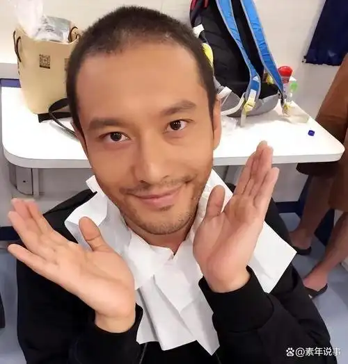 62岁刘德华对比46岁黄晓明骨相和皮相老去的差距一目了然