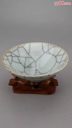 乡下收来的蓝釉开片瓷碗瓷器