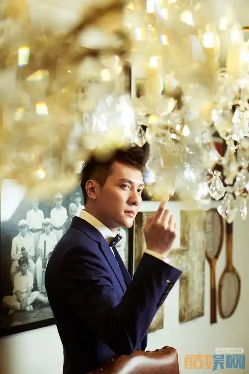 冯绍峰大片写真