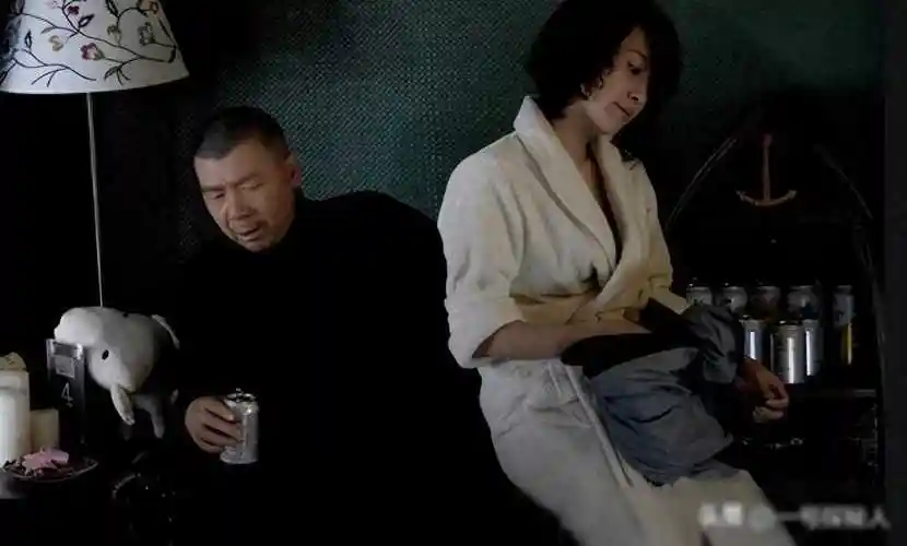 55岁许晴清醒模样引热议撩汉无数成风韵犹存