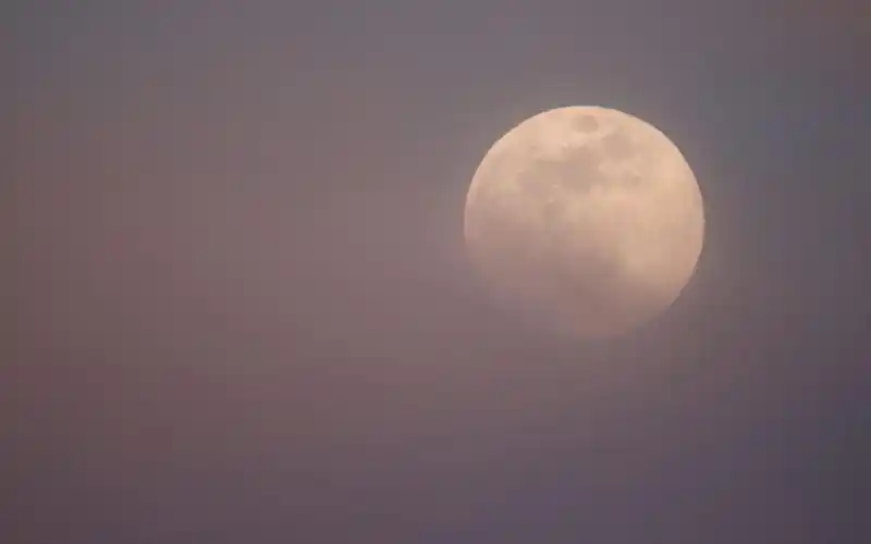 八月十五中秋节月亮