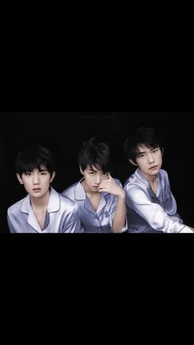 tfboys八周年快乐