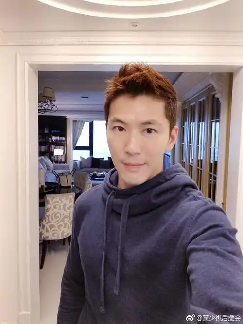 p>黄少祺(eric huang),原名黄铭良,1971年7月6日出生于台湾省,中国