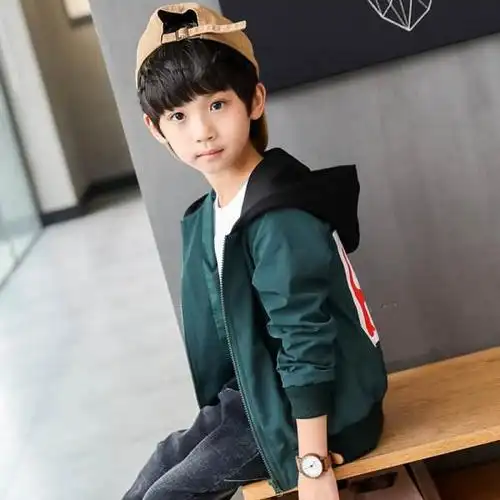 可爱帅气的小男孩照片,可爱帅气小男孩照片-图片大观-奇异网