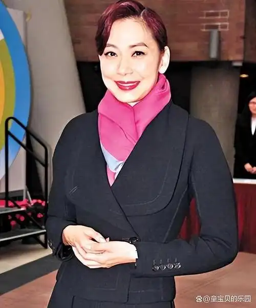 邝美云三拒豪门而不嫁一心专注搞钱凭努力终成亿万女富豪