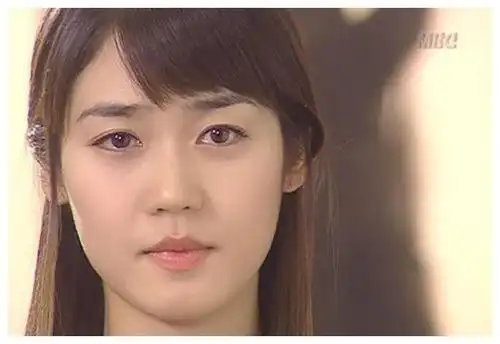 韩剧皇太子初恋成宥利可爱灰姑娘车太贤痴情王子