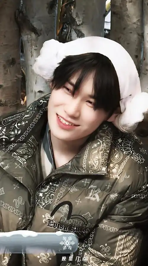 时代少年团全员羊角帽##张真源这是我的岛