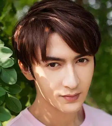 男生蘑菇头发型图片 2019男生流行蘑菇头发型