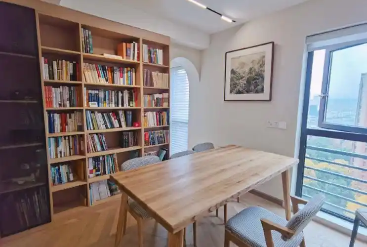 书房是家里最喜欢的角落