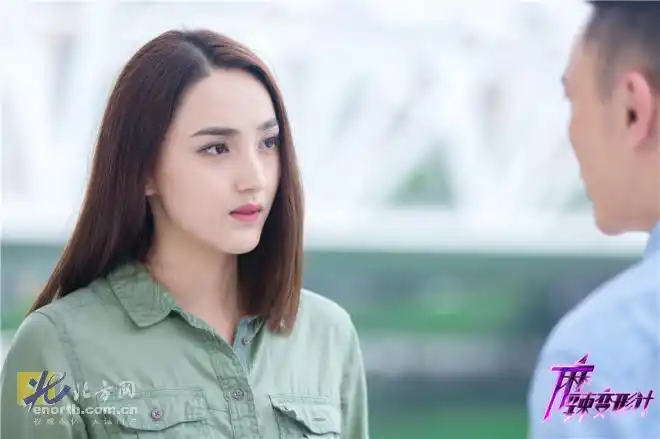 当女保镖邂逅神犬 《麻辣变形计》上演萌宠奇缘